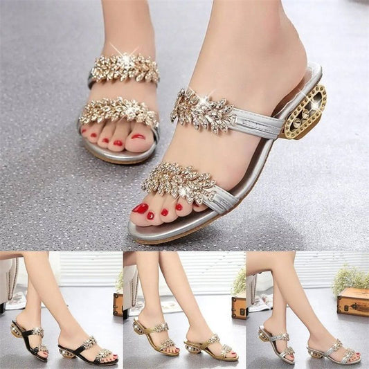 📢📢Last Day-50% OFF!!⏰Modische Damen Sandalen – Flacher Absatz, Strass & Metallverzierung 👡 Für Sommer & Alltag